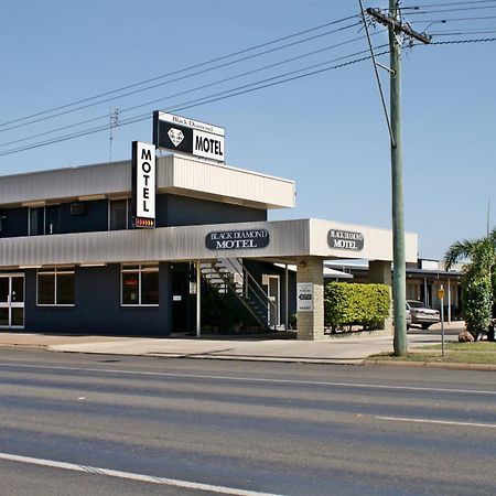 Black Diamond Motel Blackwater Bagian luar foto
